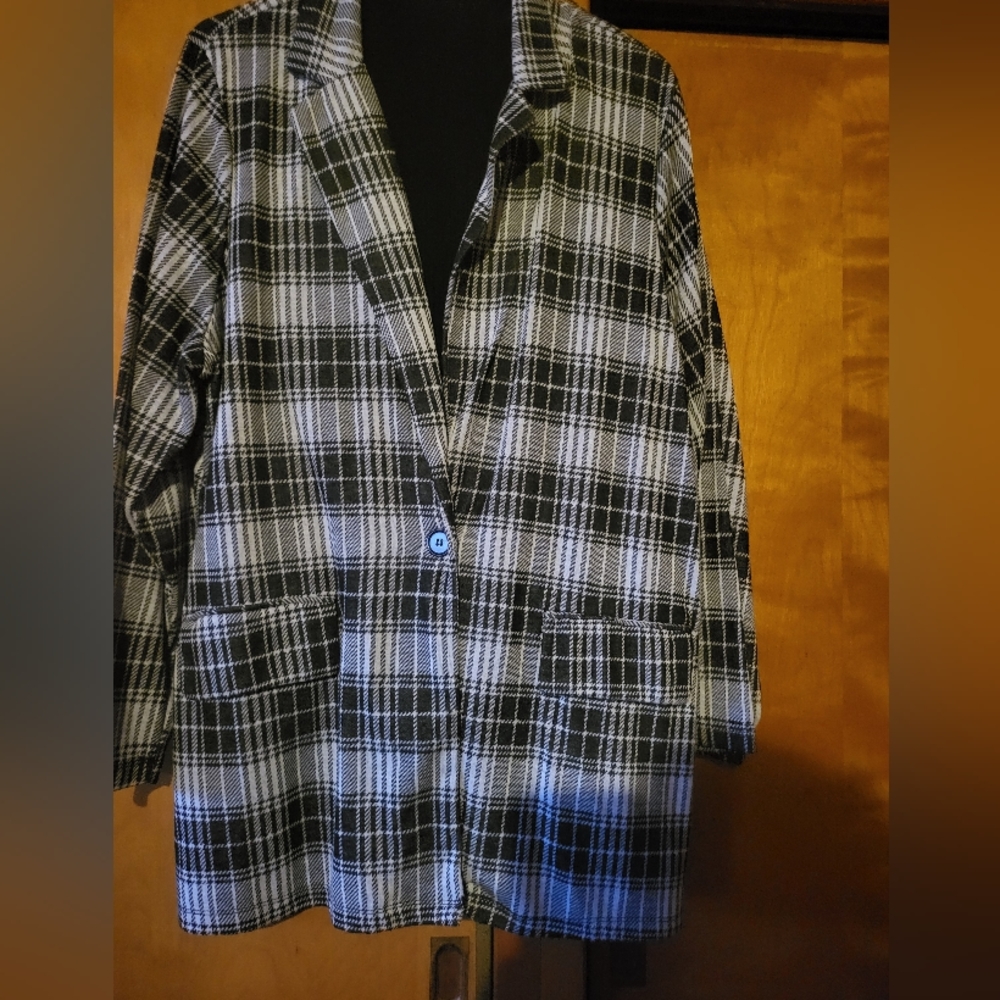 Houndstooth blazer